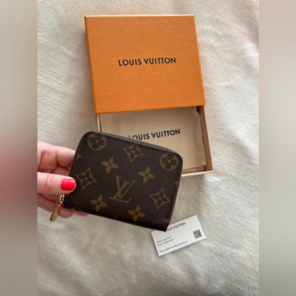 Louis Vuitton Zippy Coin Purse